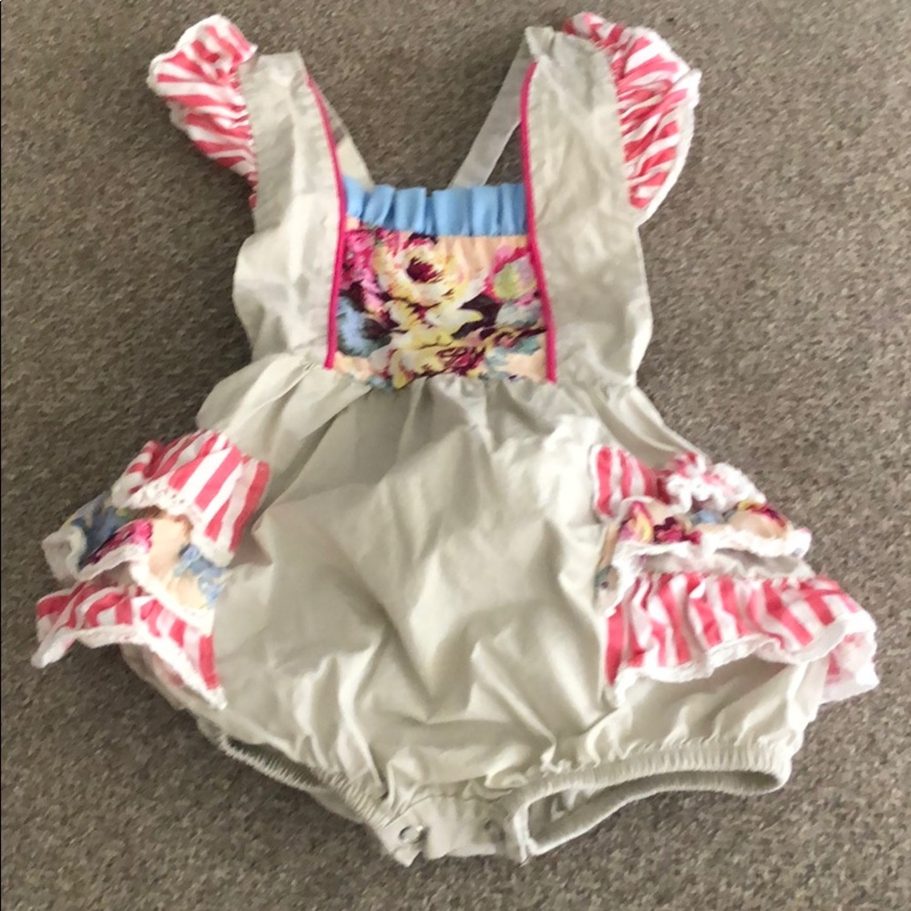 Ruffle romper
